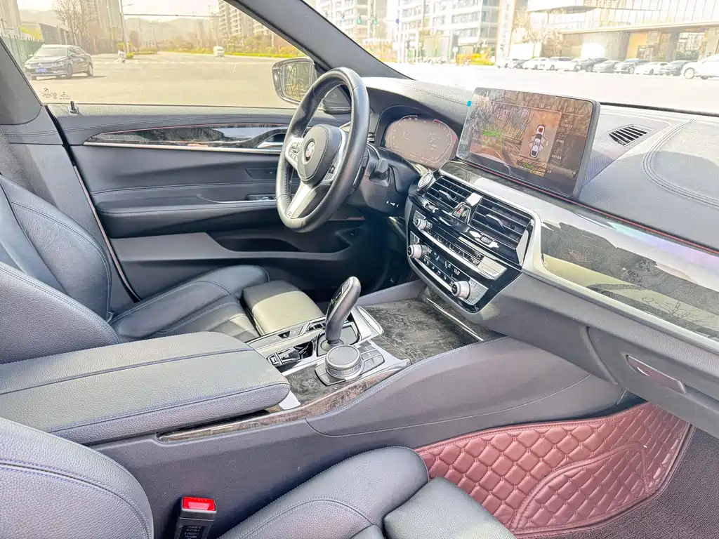 BMW 6 Series GT 2021 — фото 17