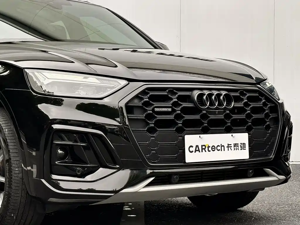 Audi Q5L 2023 — фото 15
