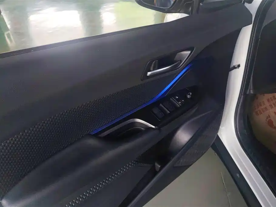 Toyota C-HR 2021