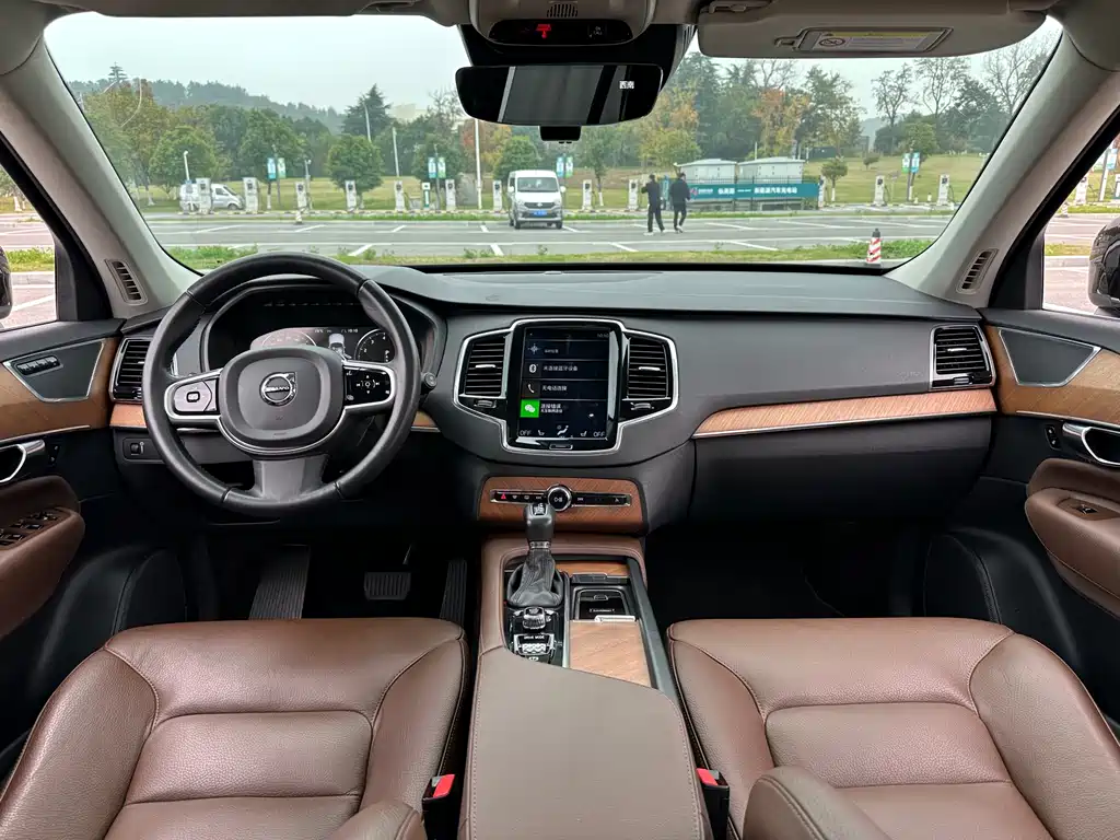 Volvo XC90 2019 — фото 13