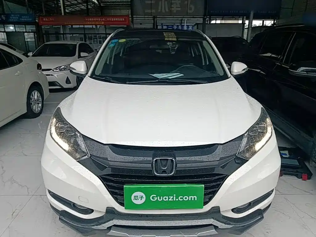 Honda Vezel 2016