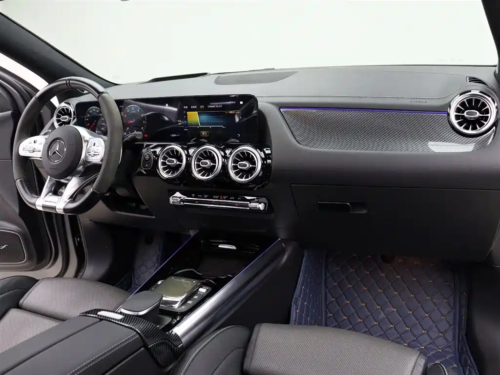 Mercedes-Benz GLA AMG 2021 — фото 22