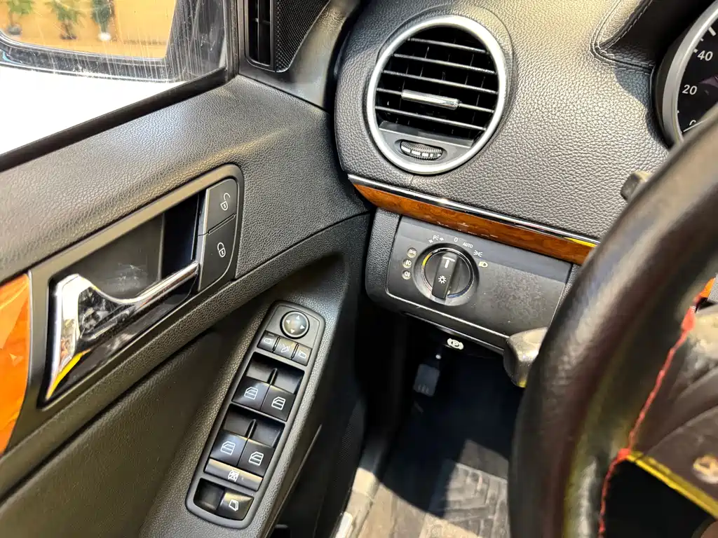 Mercedes-Benz GL-Class 2010 — фото 20