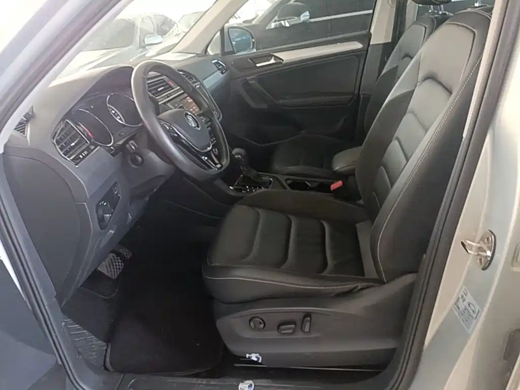 Volkswagen Tiguan L 2019 — фото 15