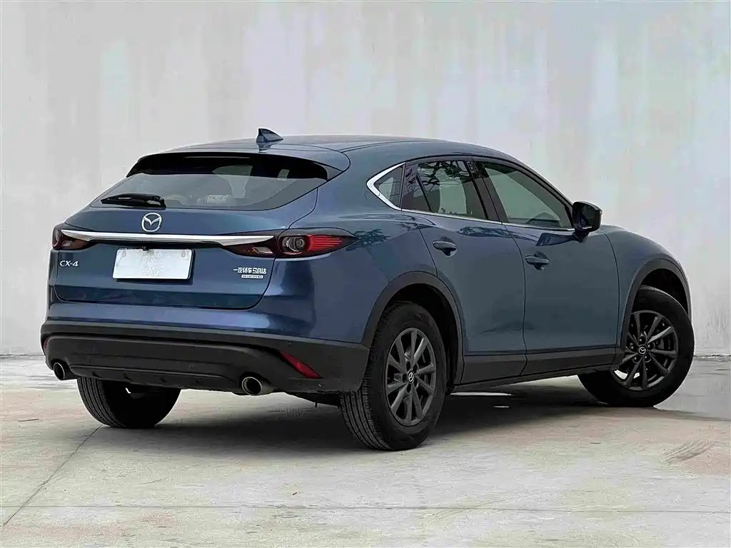 Mazda CX-4 2021