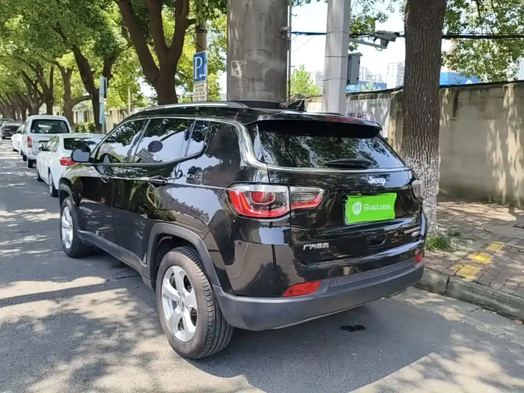 Jeep Compass 2019 — фото 23