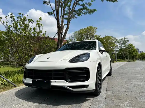 Porsche Cayenne 2014