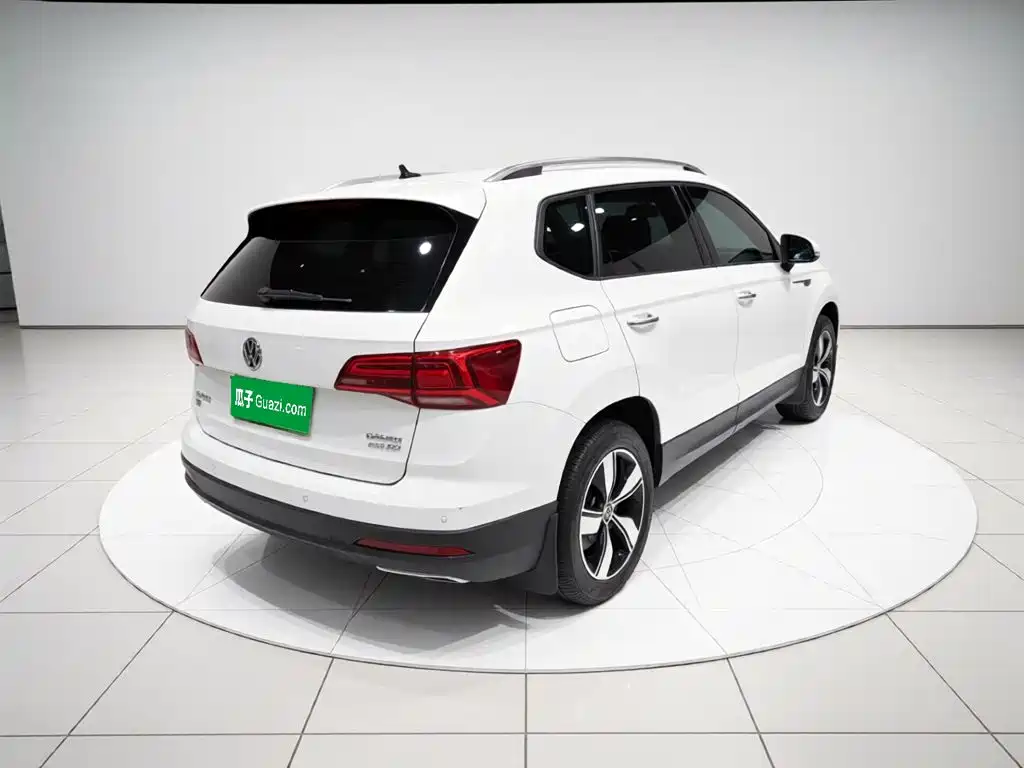 Volkswagen Tharu 2020