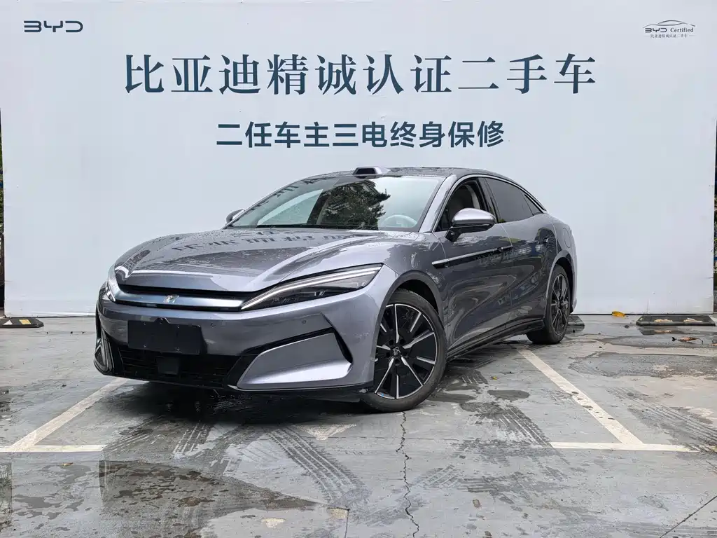 BYD Han L 2025