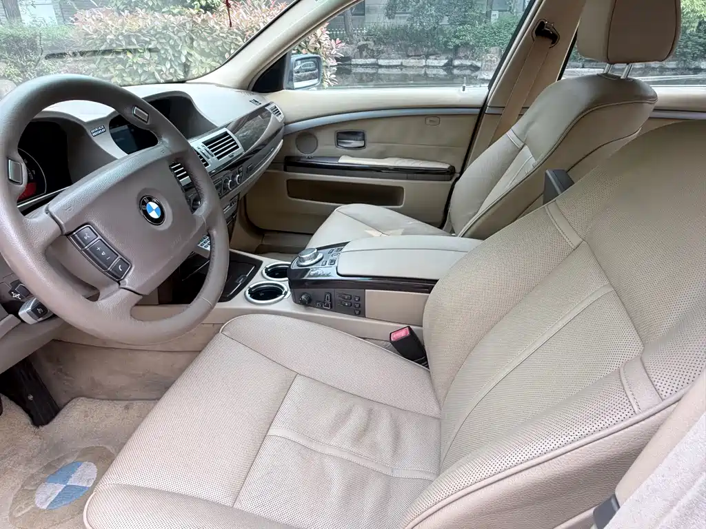 BMW 7 Series 2007 — фото 5