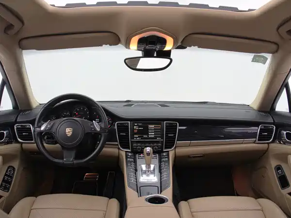Porsche Panamera 2013