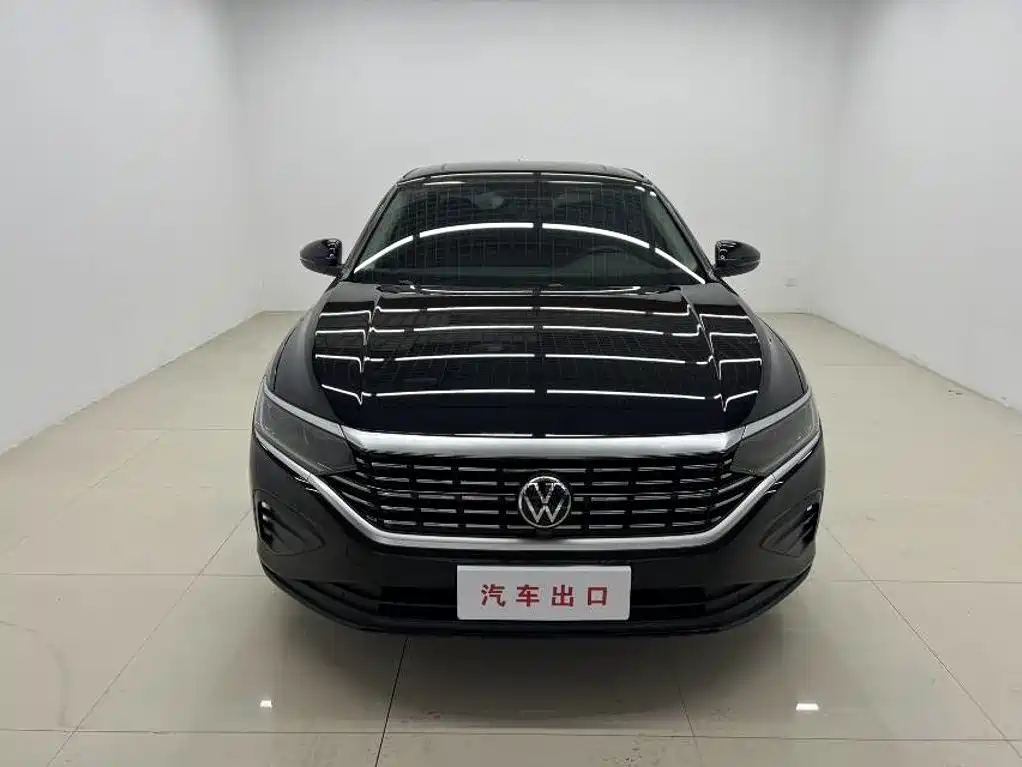 Volkswagen Passat 2024
