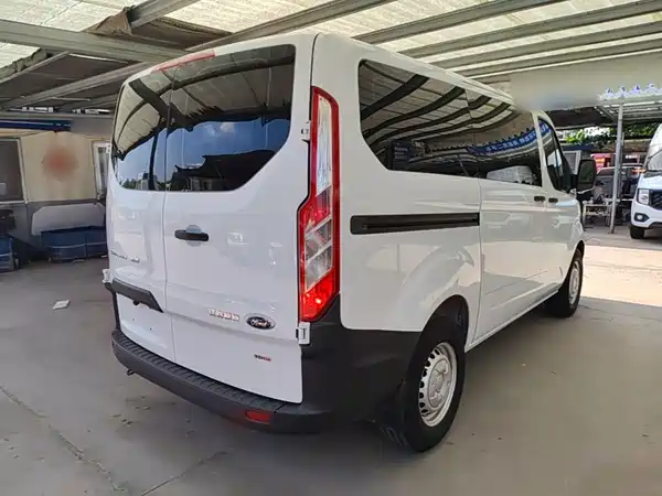 Ford Transit 2023