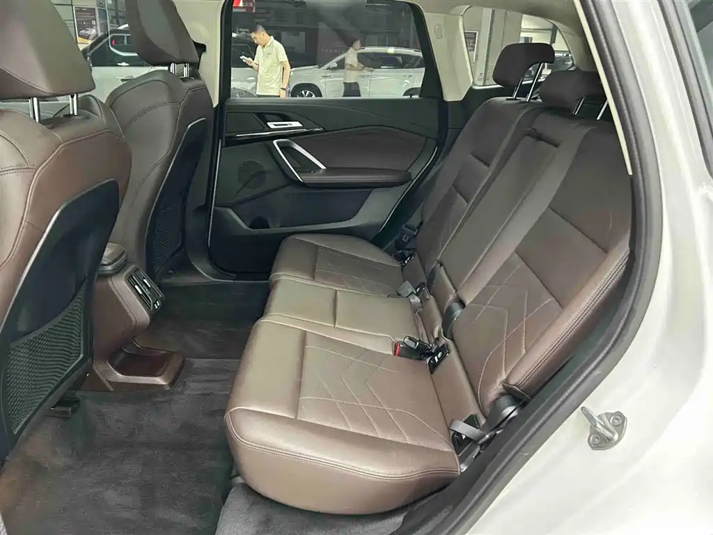 BMW X1 2024 — фото 15