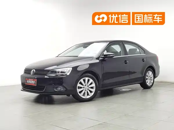 Volkswagen Sagitar 2015