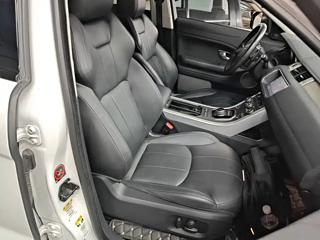 Land Rover Range Rover Evoque 2019 — фото 25