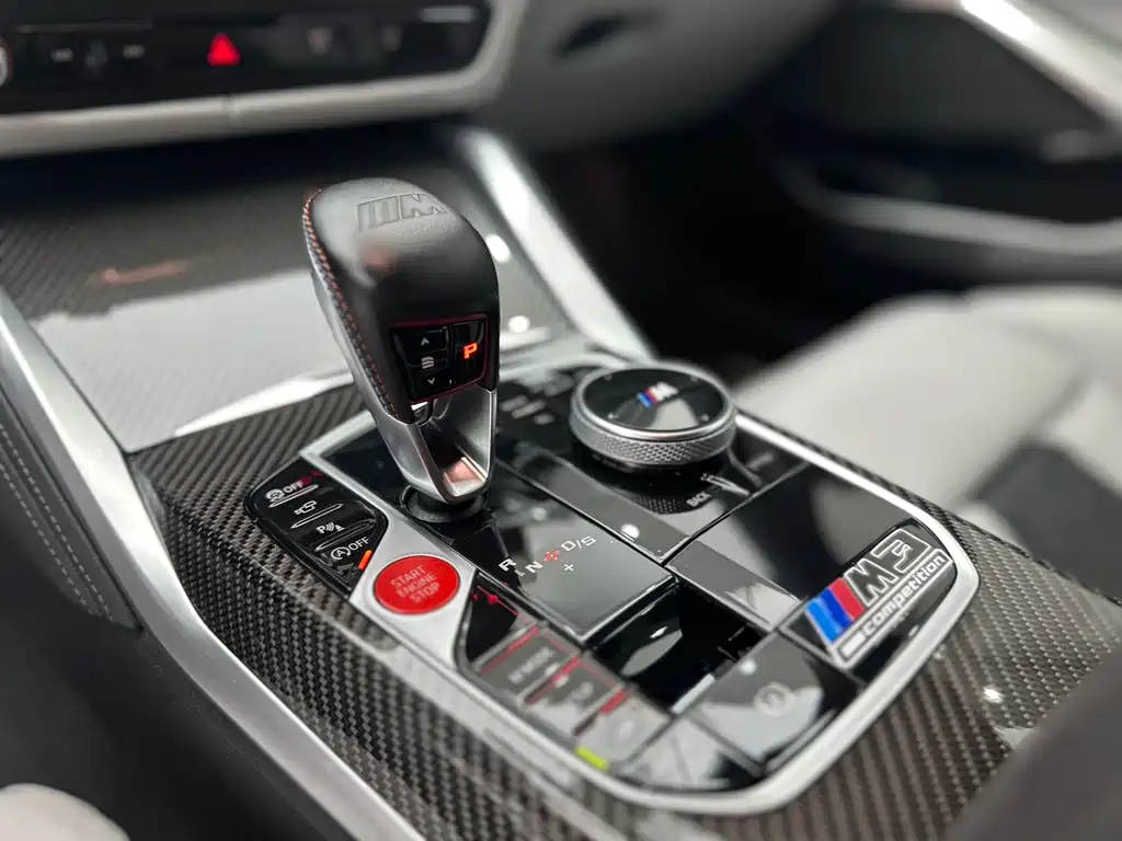 BMW M3 2024 — фото 10