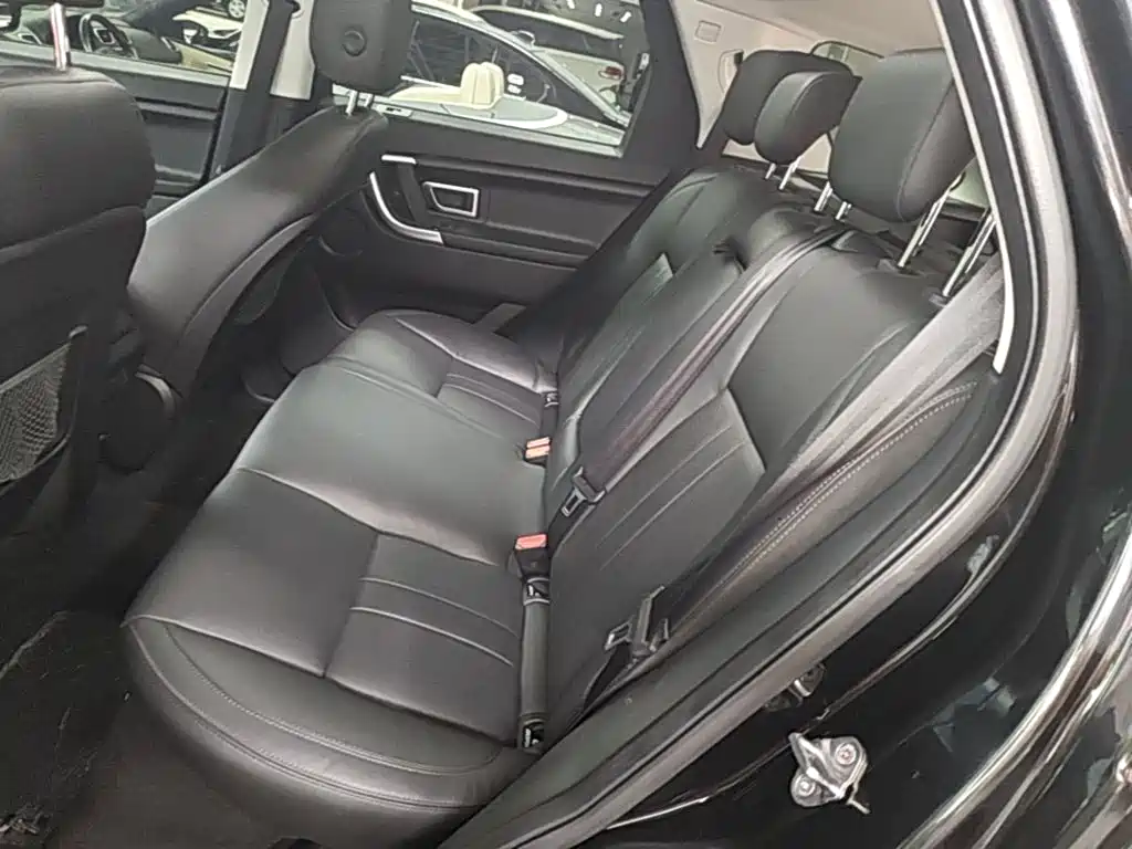 Land Rover Discovery Sport 2019 — фото 17