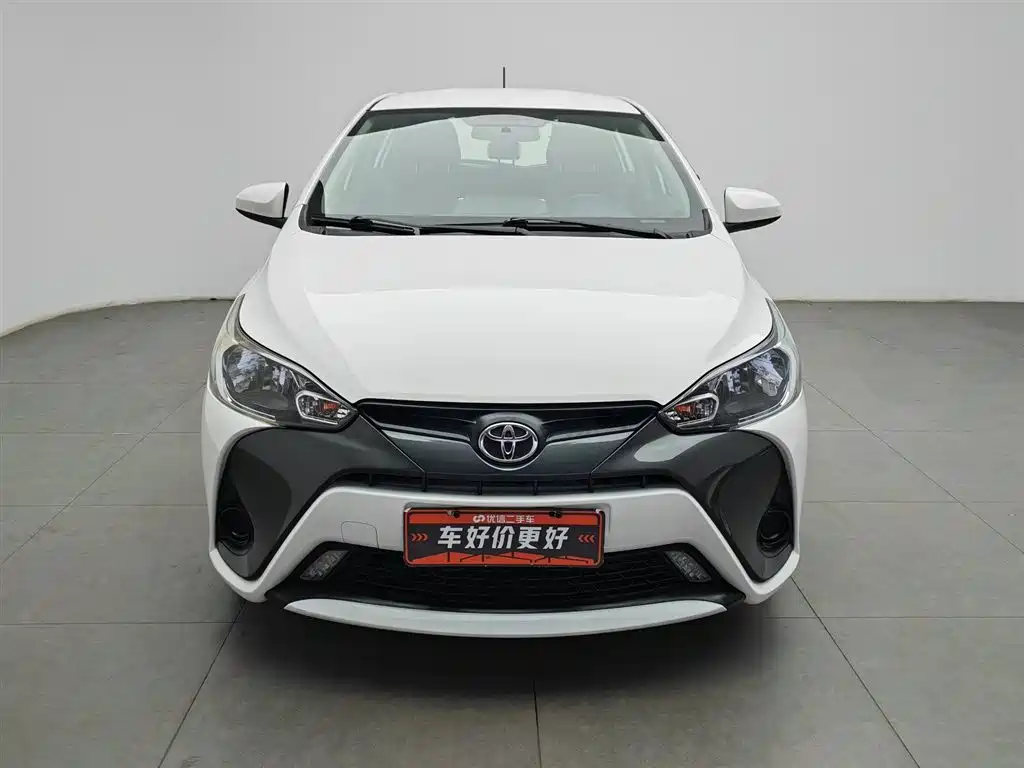 Toyota Yaris L 2018 — фото 3