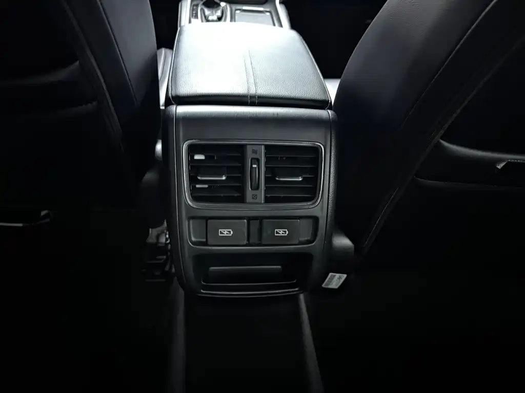 Honda Inspire 2022 — фото 10