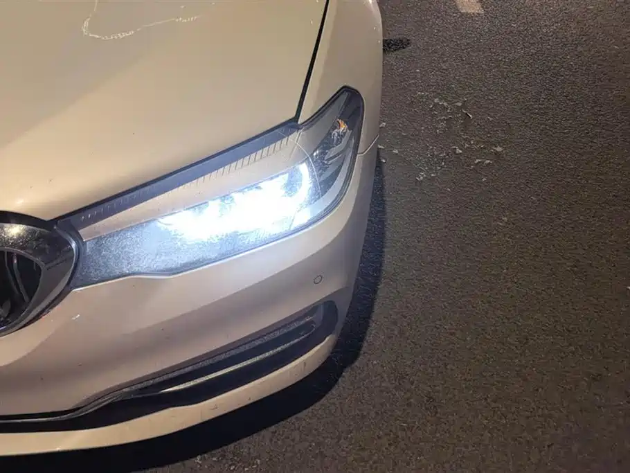 BMW 5 Series 2019