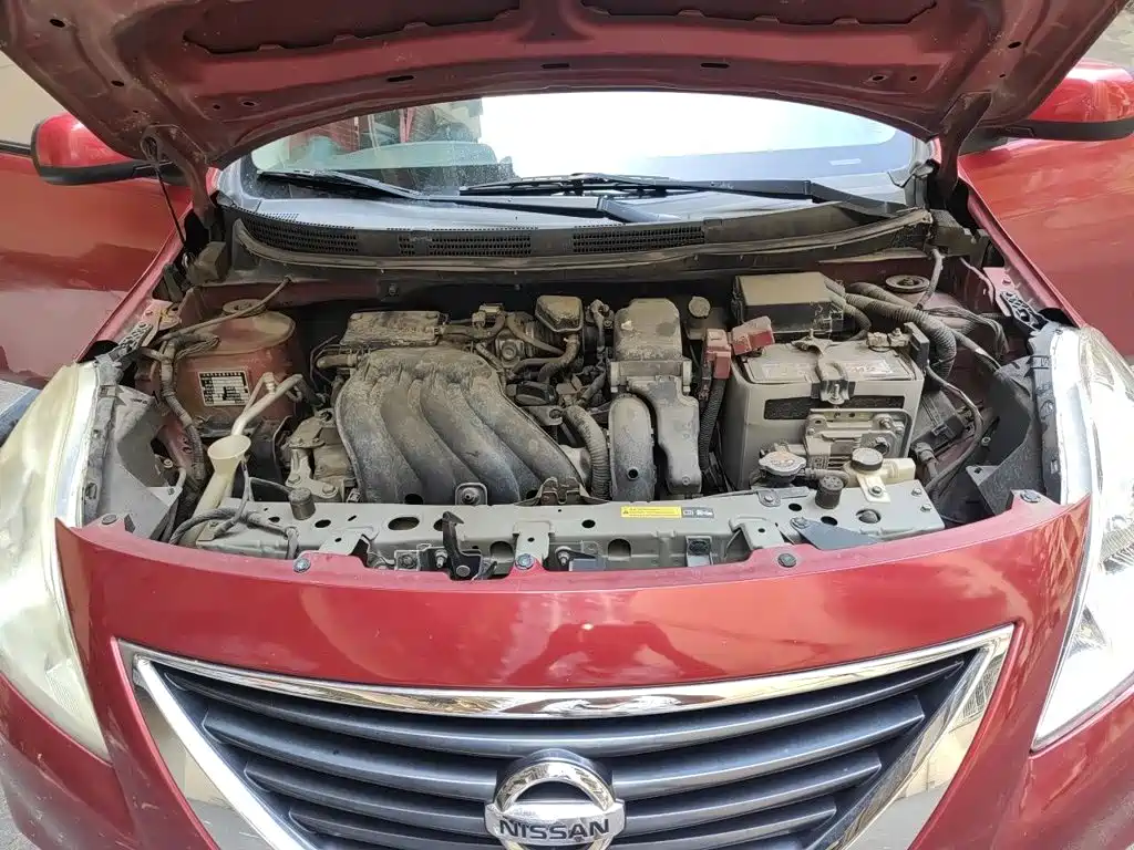 Nissan Sunny 2014 — фото 11