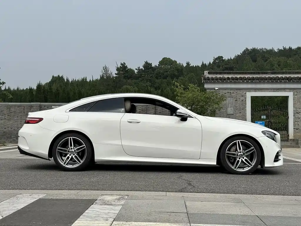 Mercedes-Benz E-Class 2018