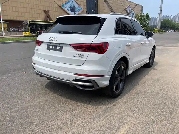 Audi Q3 2022