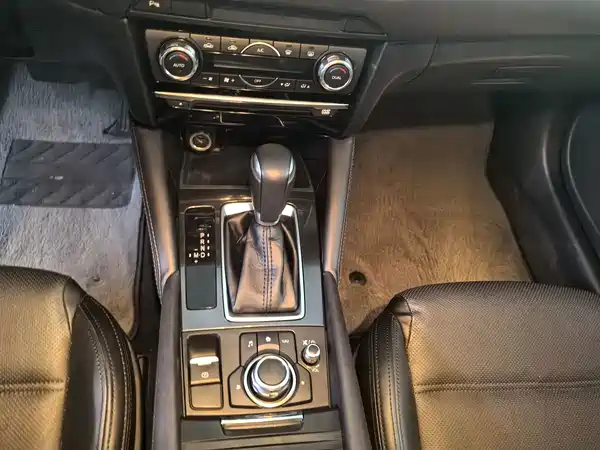 Mazda Atenza 2016