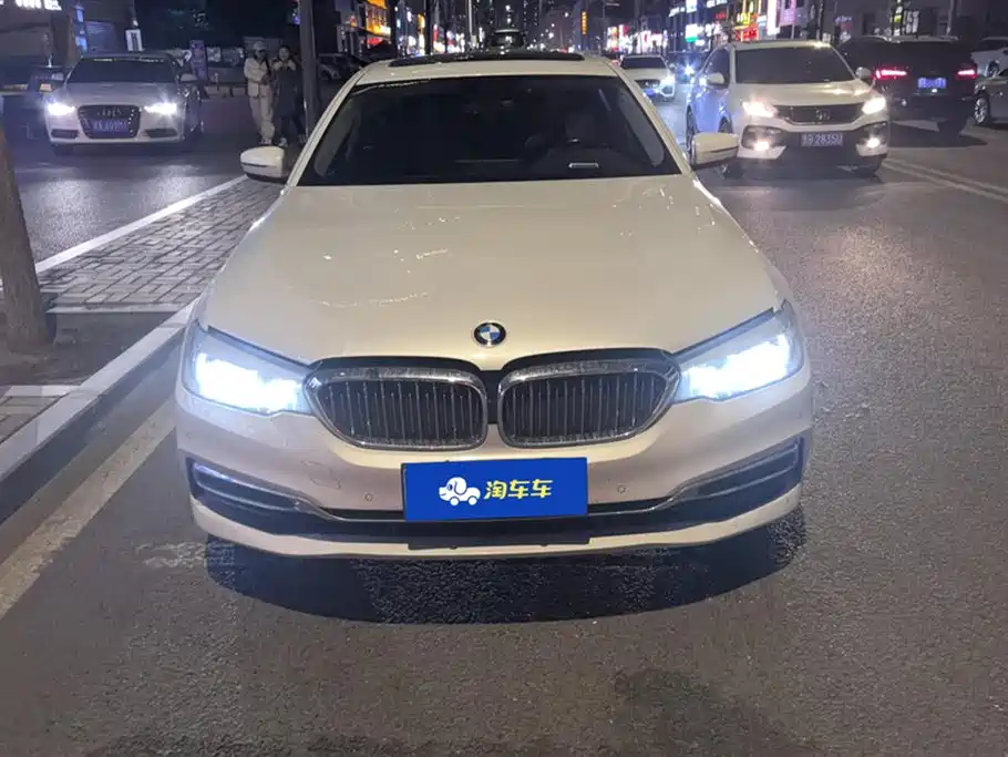 BMW 5 Series 2019