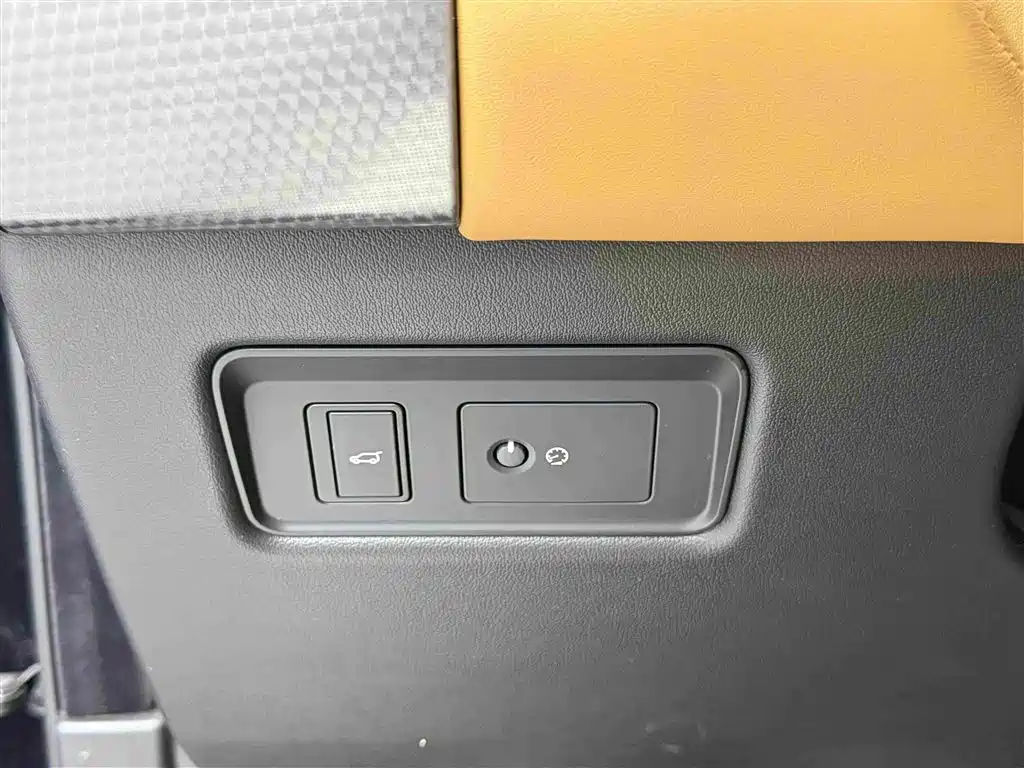 Land Rover Range Rover Sport 2022 — фото 15