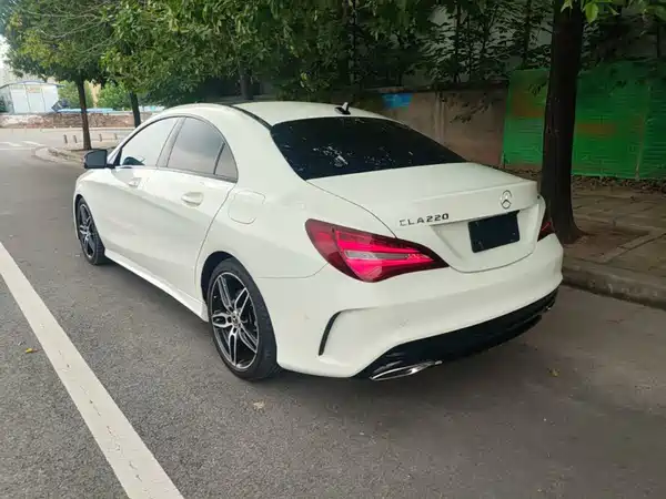 Mercedes-Benz CLA 2018
