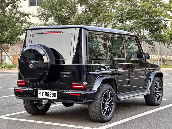 Mercedes-Benz G-Class 2023