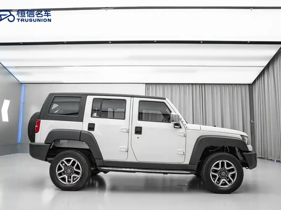 BAIC BJ40 2017 — фото 4