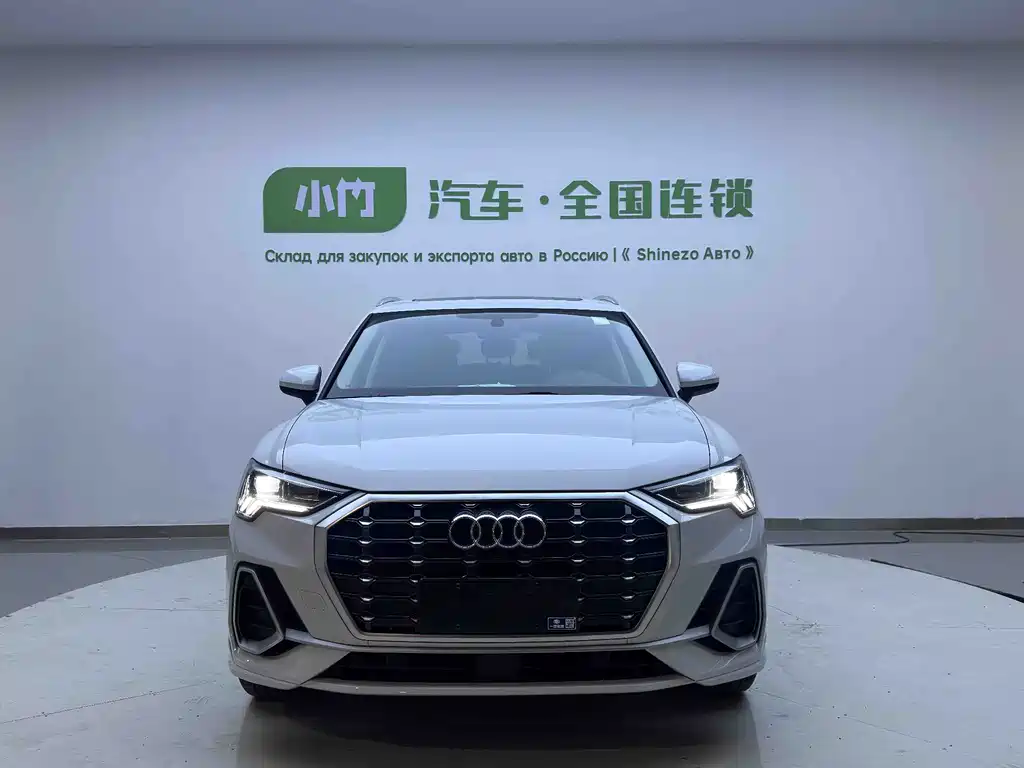 Audi Q3 2022 — фото 2
