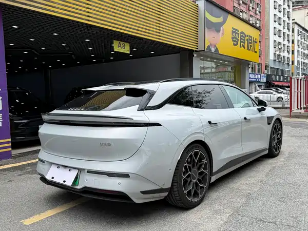 Zeekr 007GT 2025