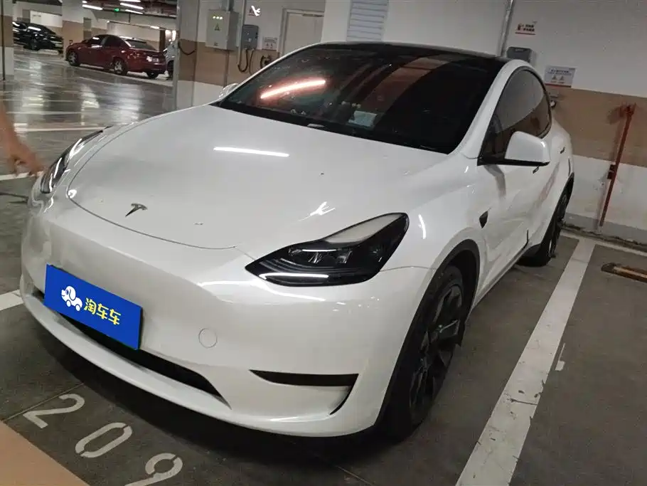 Tesla Model Y 2023 — фото 1