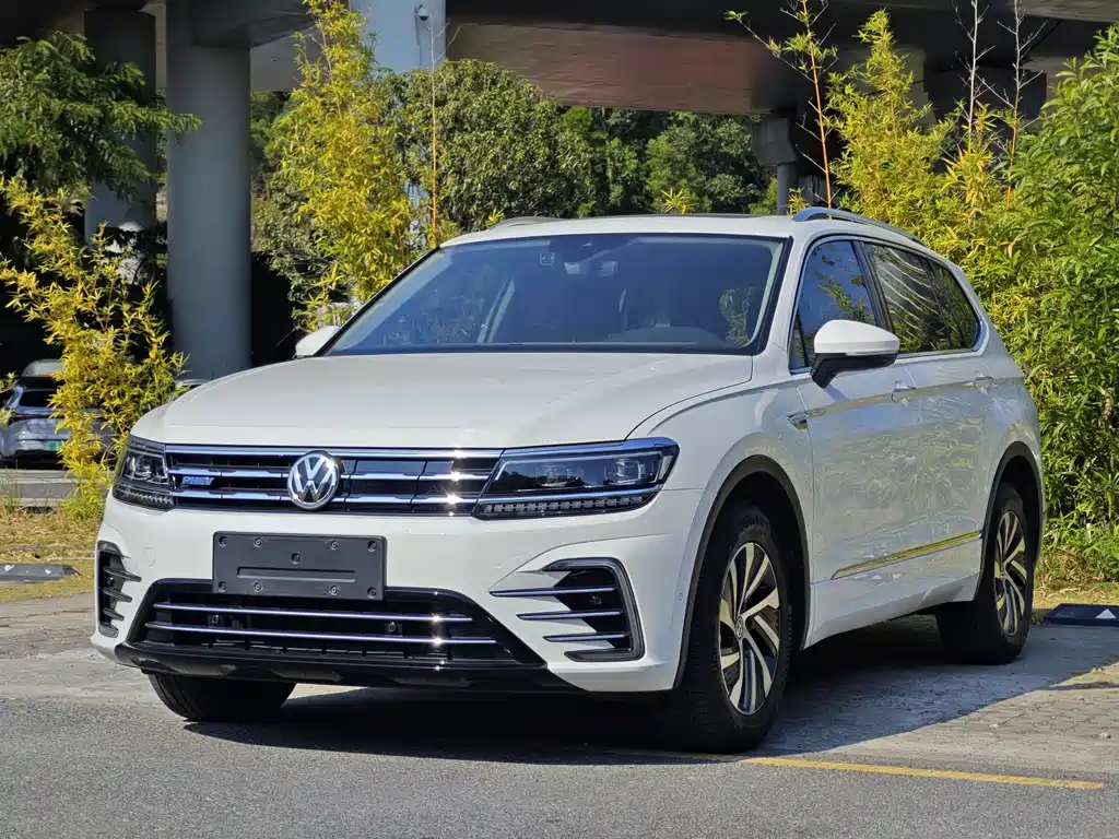 Volkswagen Tiguan L New Energy 2020 — фото 1