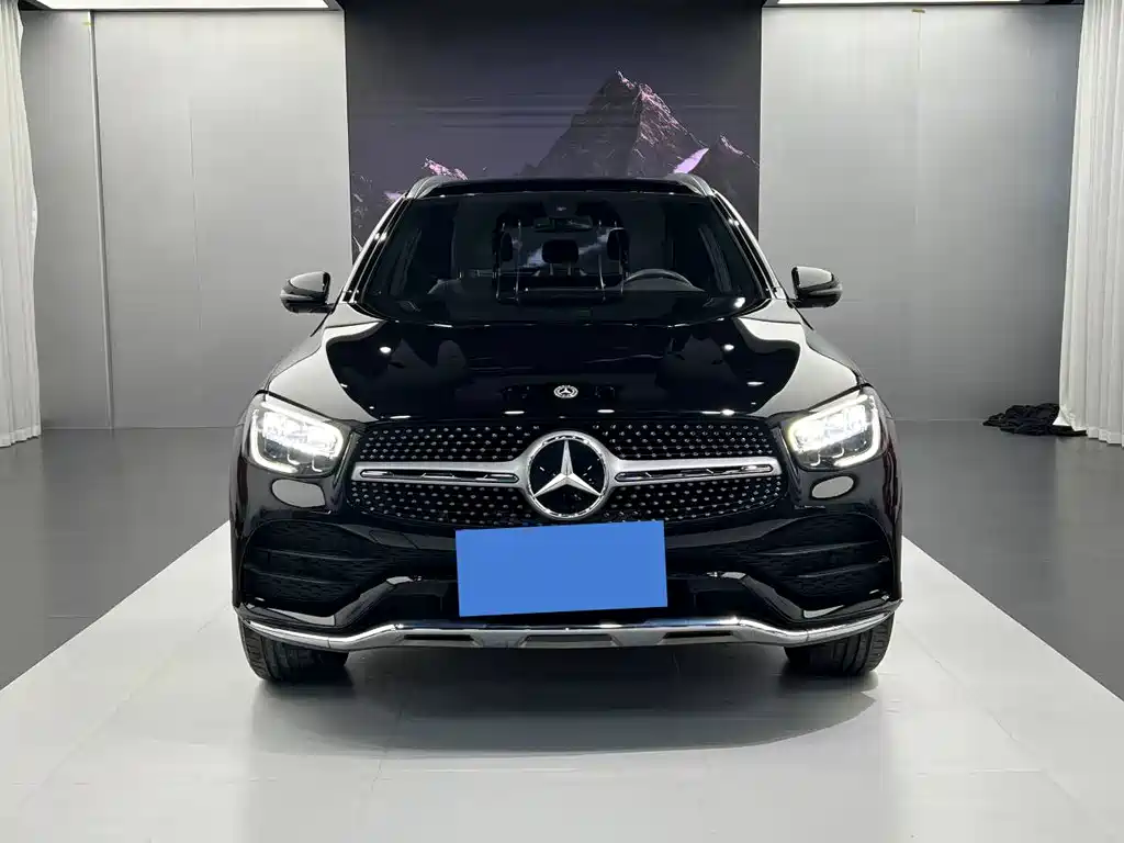 Mercedes-Benz GLC 2023