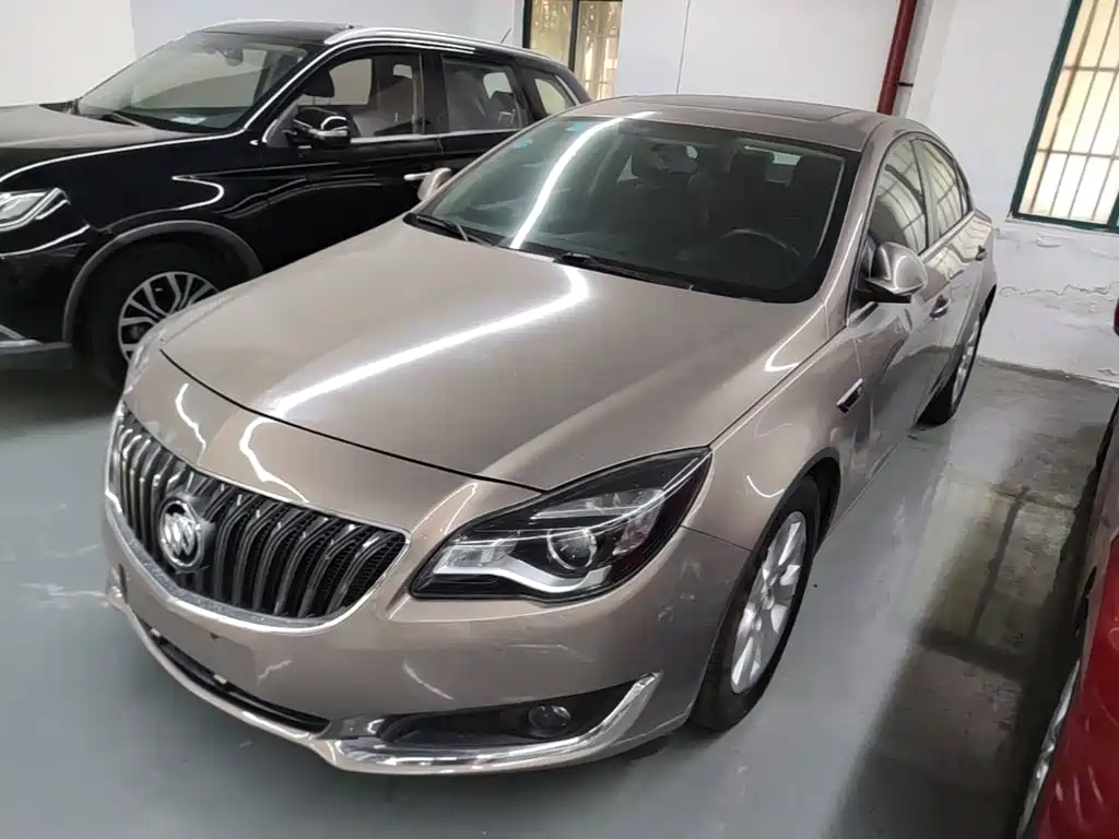 Buick Regal 2015 — фото 1