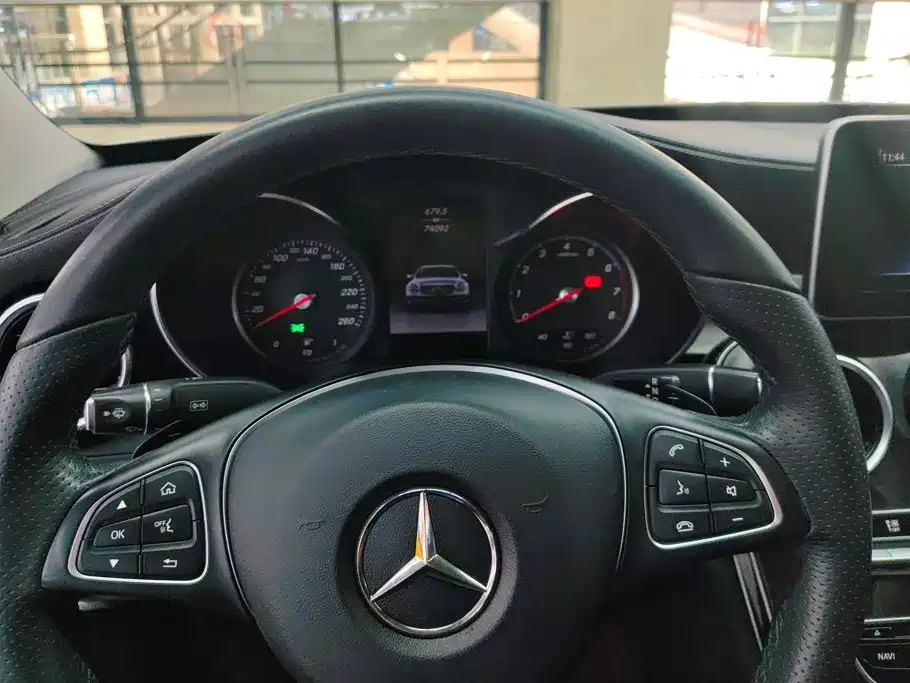 Mercedes-Benz C-Class 2018 — фото 14