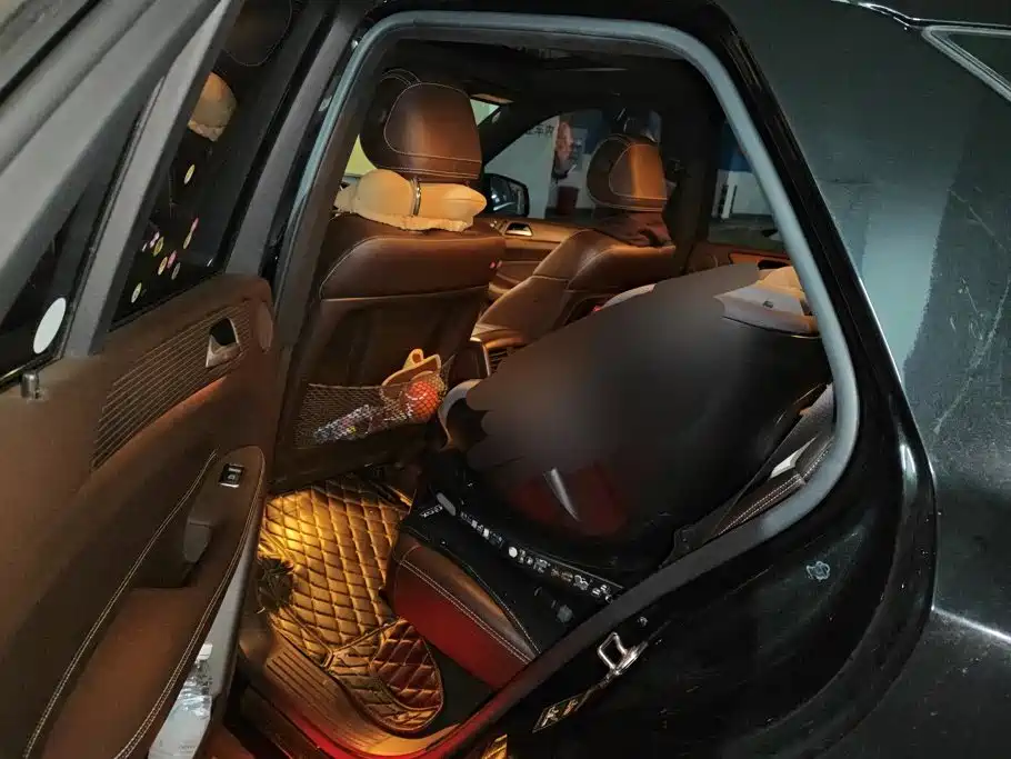 Mercedes-Benz GLE 2018 — фото 11