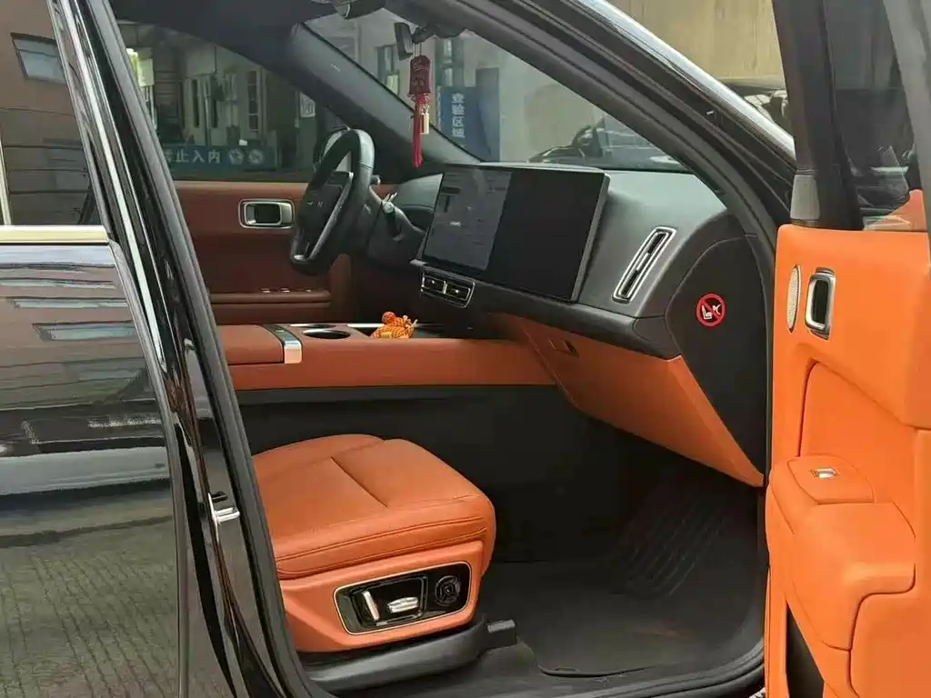 Li Auto Li L7 2025
