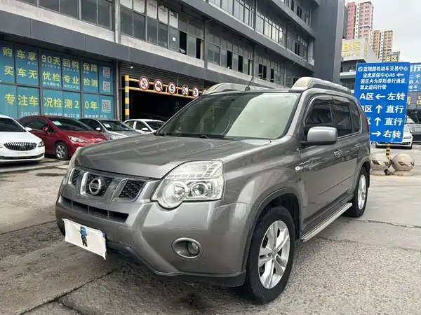 Nissan X-Trail 2012