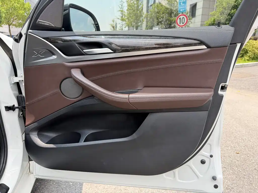 BMW X3 2021 — фото 12