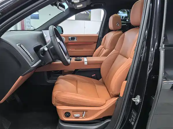 Li Auto L6 2024