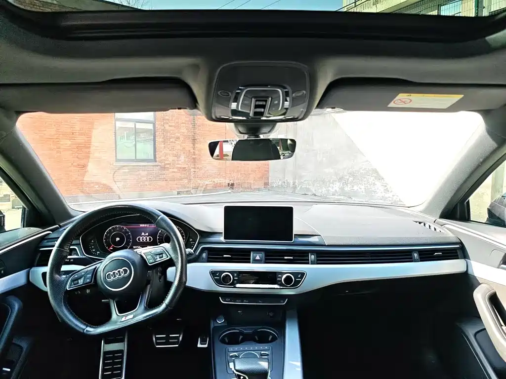 Audi A4 2019