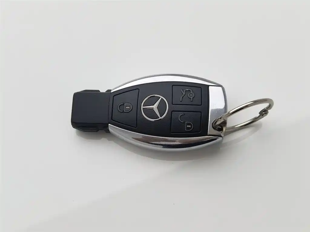Mercedes-Benz GLA 2016 — фото 19