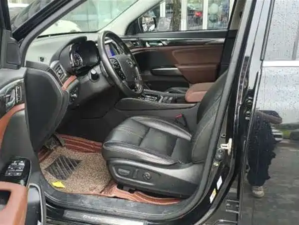 GAC Trumpchi GS8 2018