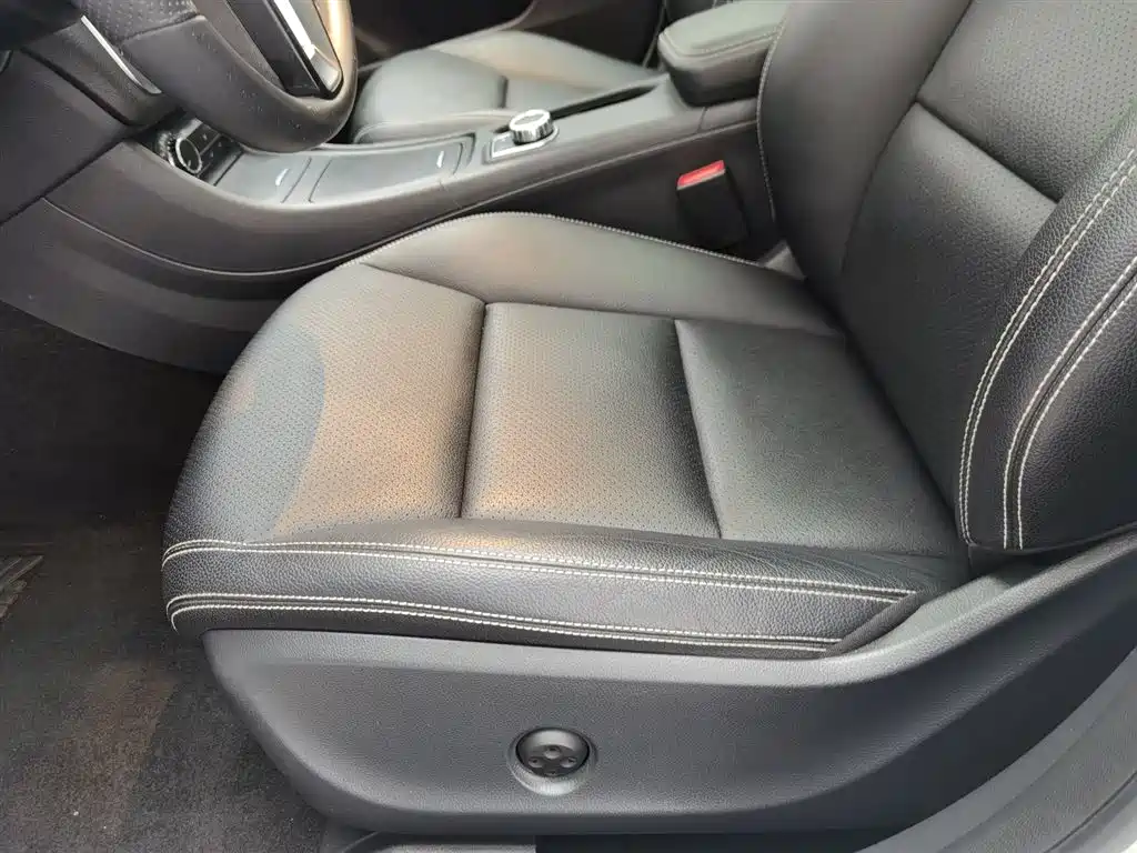 Mercedes-Benz GLA 2016 — фото 20